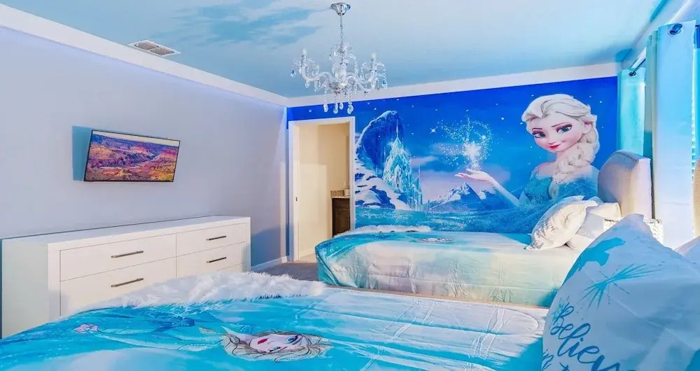 Opulent Retreat With Private Pool Near Disney