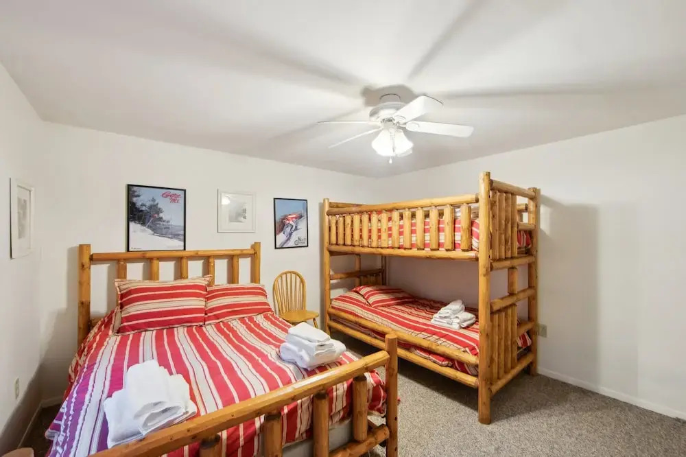 Tahawus 74I - A Cozy Adirondack Retreat 2 Bedroom Townhouse by The Summit at Gore Mountain