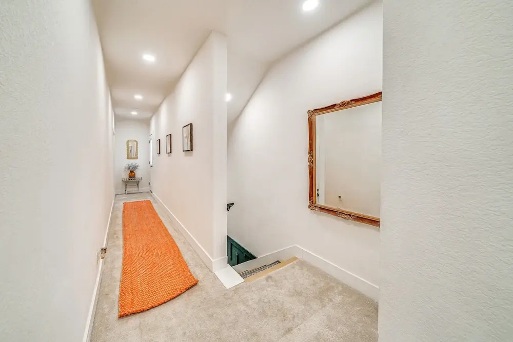 Upscale San Antonio Condo w/ Rooftop Patio