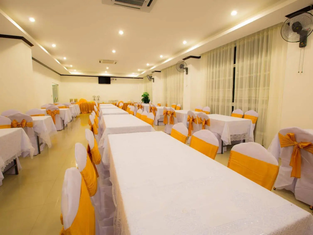 Douangchan Plaza Hotel