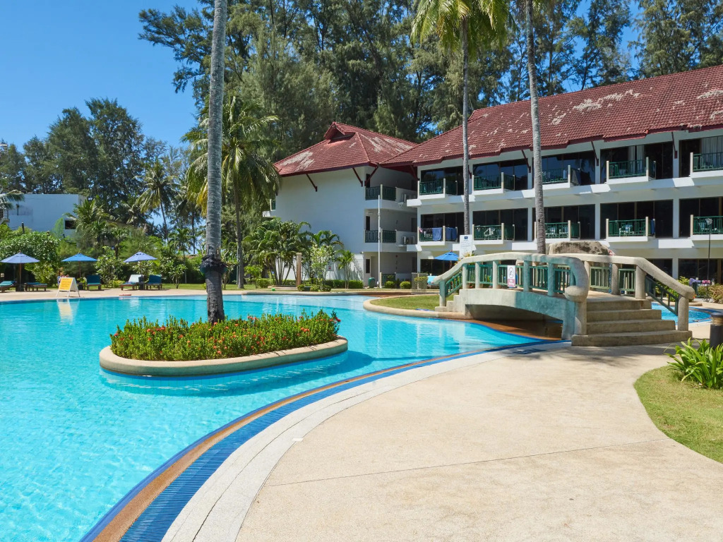 Amora Beach Resort Phuket