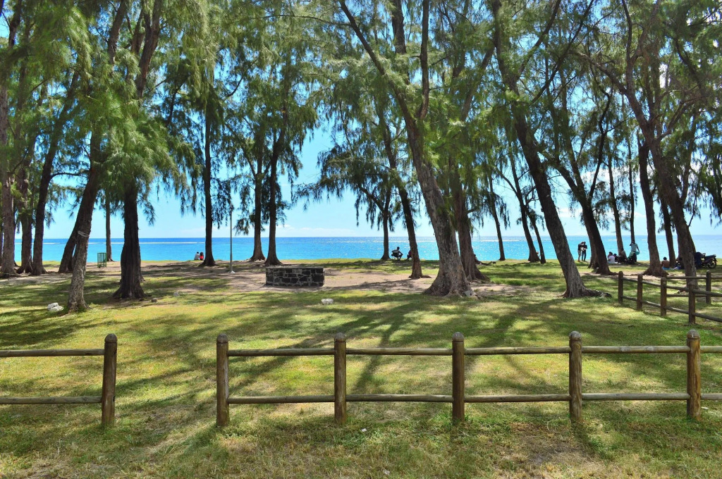 Paradya Beach Apartments