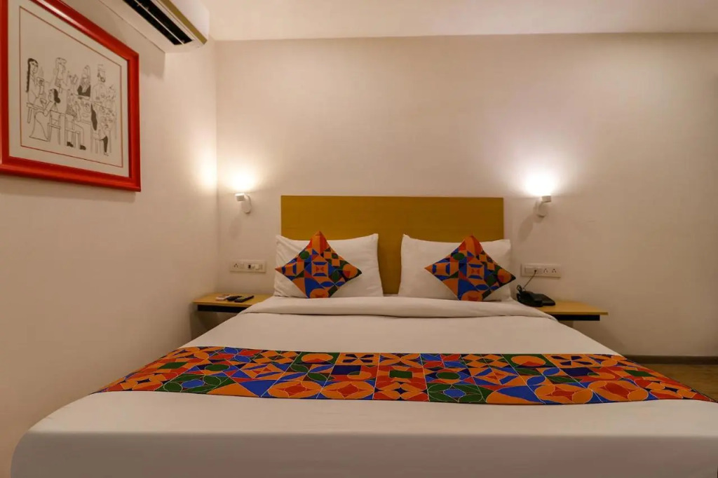 FabHotel Hargobind Enclave
