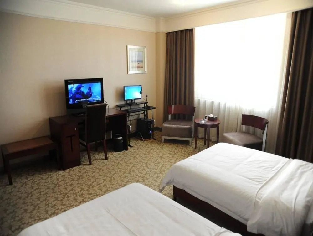 Yitian Hotel