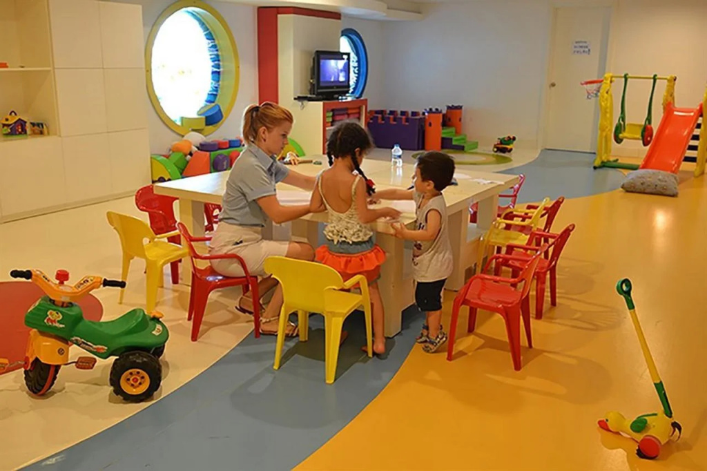 Starlight Resort Hotel