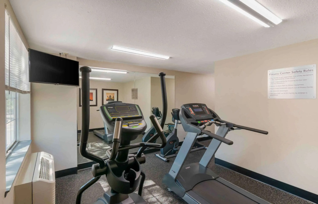 Extended Stay America - Kansas City - Country Club Plaza