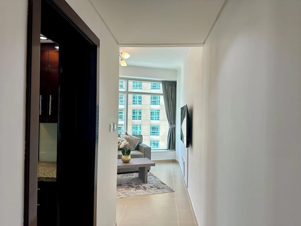 Lux BnB Burj Views