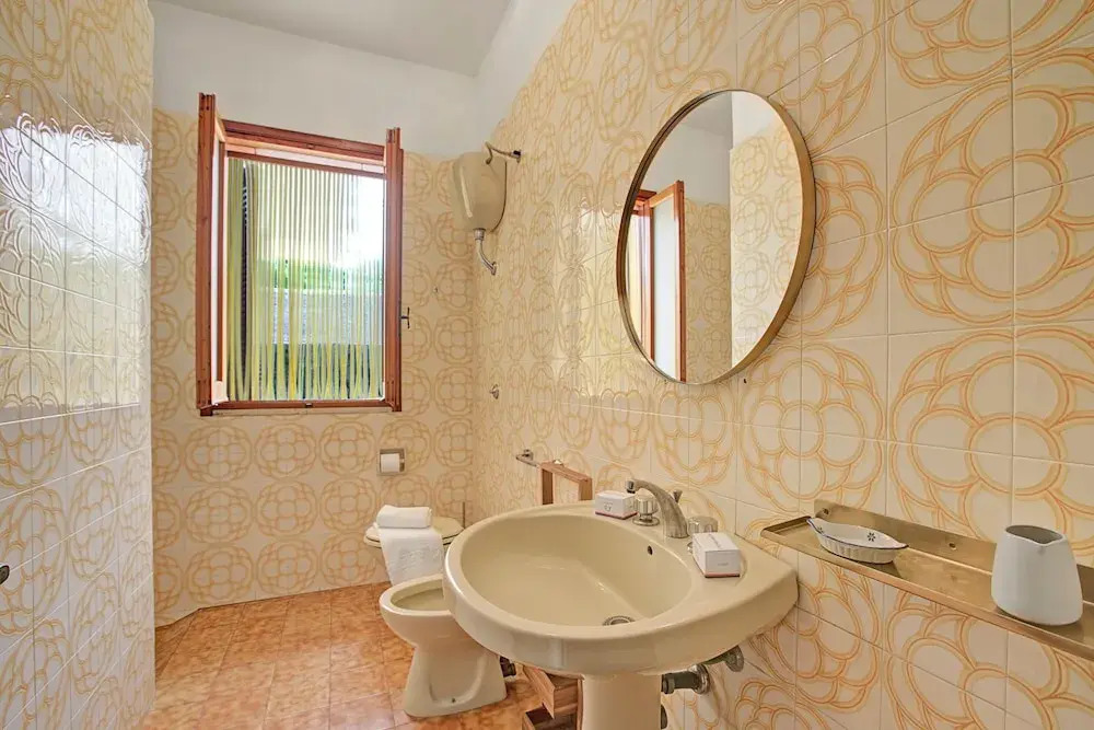 Villa Carolina spacious with garden
