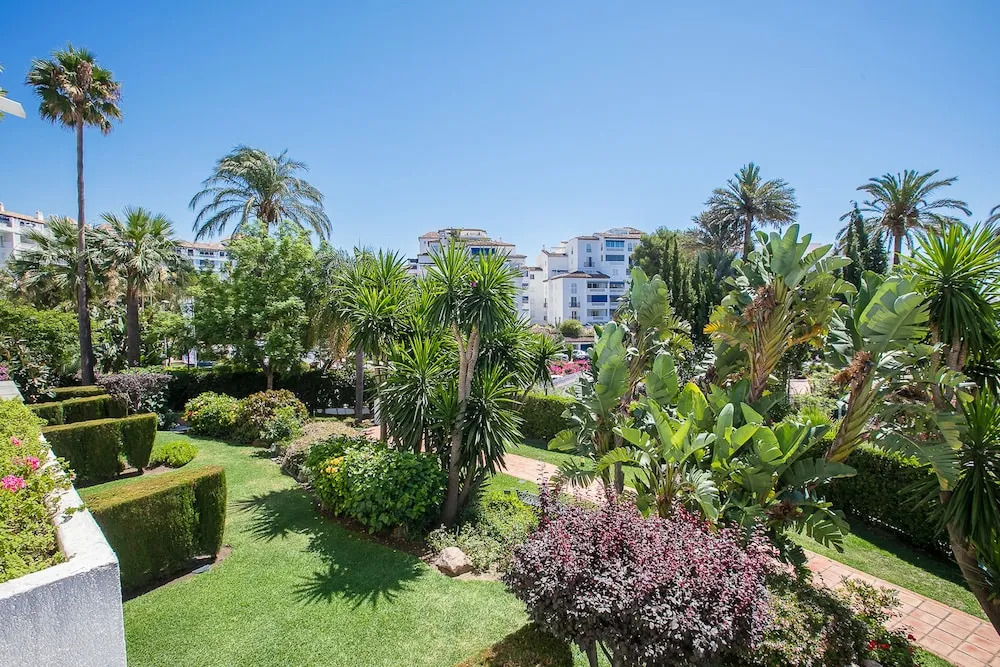 OleHolidays Medina Garden Puerto Banús 100 m. Playa