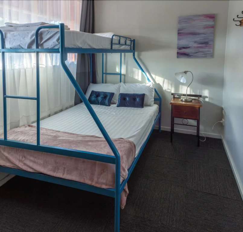 Wesley Art Studio Paint And Stay Plus Tour Hostel