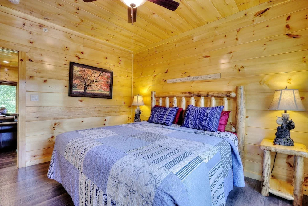 New 5K Suites Hot Tub Game Room Near Gsmnp
