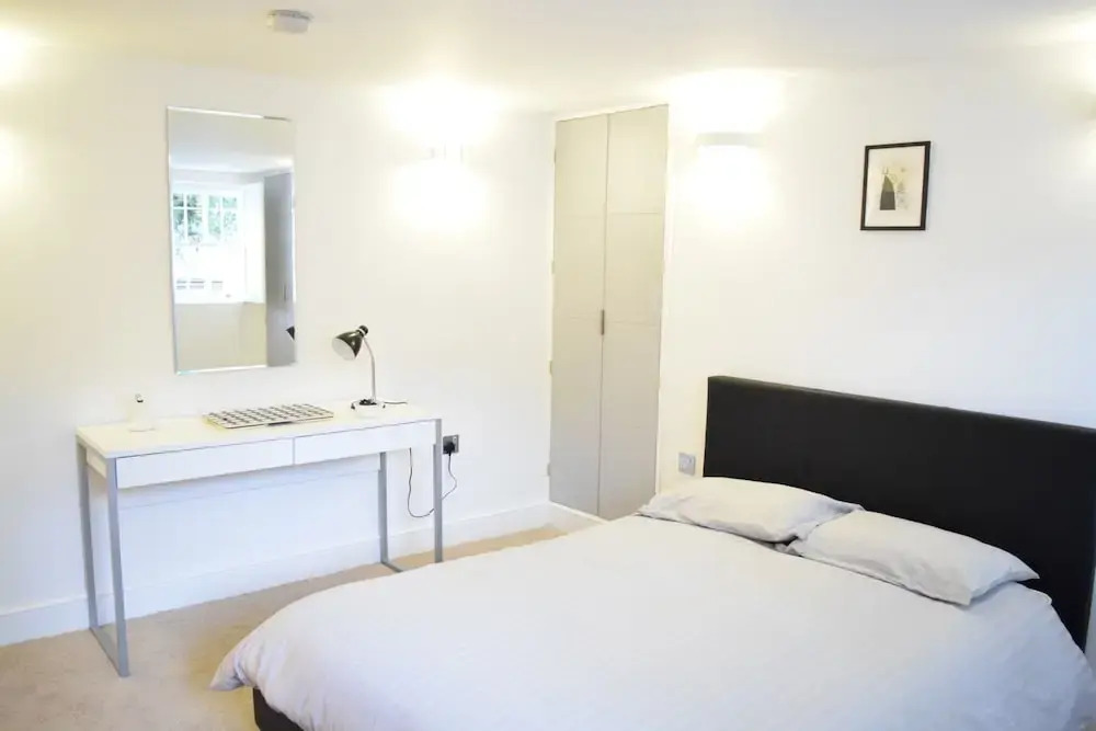 Stunning 1 Bedroom Apartment in Kennington