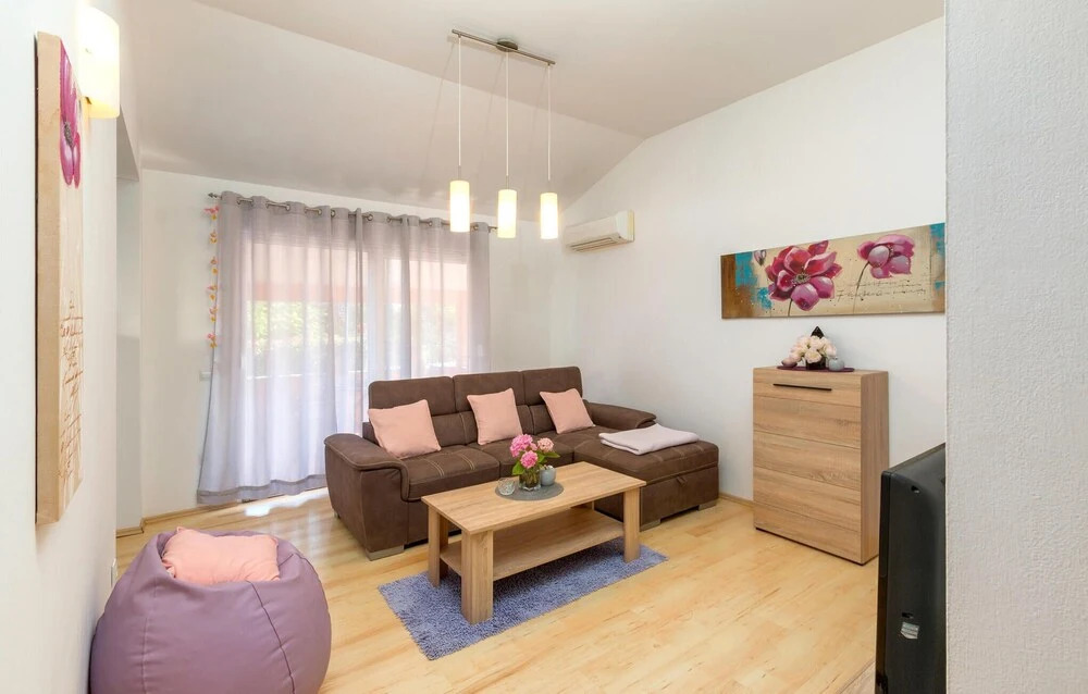 Holiday Home Peroj Lxxiii