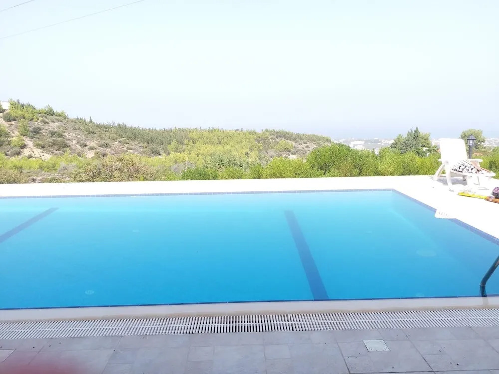 "villa She Ruz "