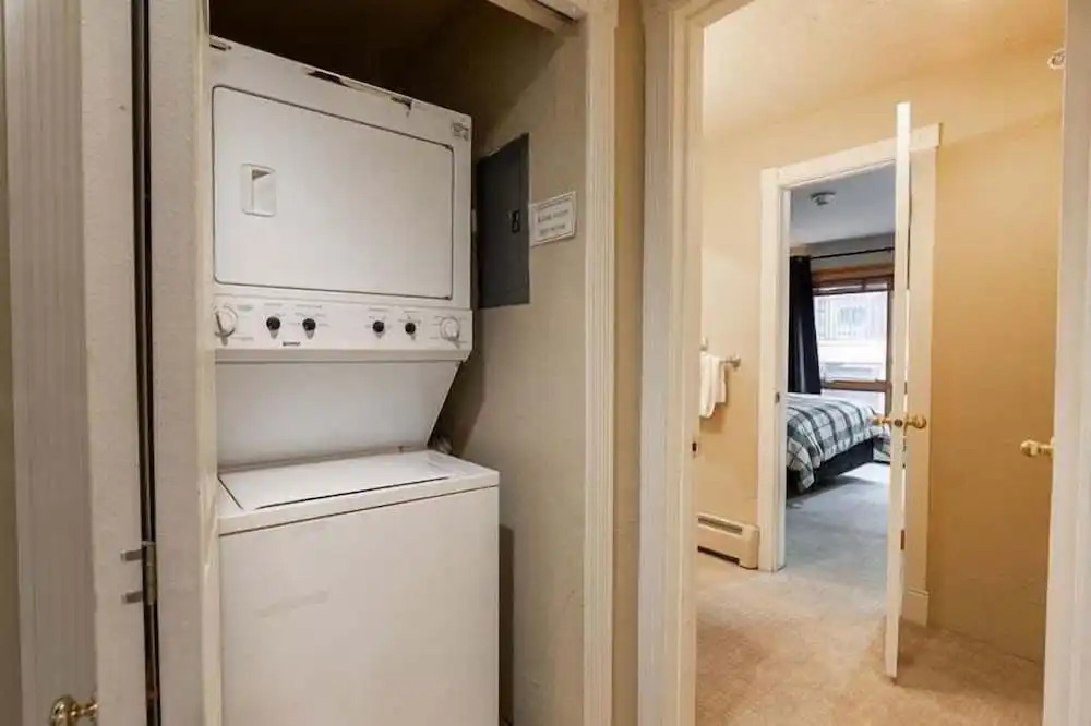Condo with Pool & Hot Tubs, Free Shuttle by RedAwning