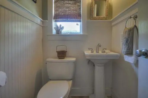 4 Fish Cottage