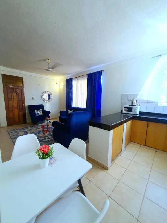 Lux Suites Bamburi View Apartments