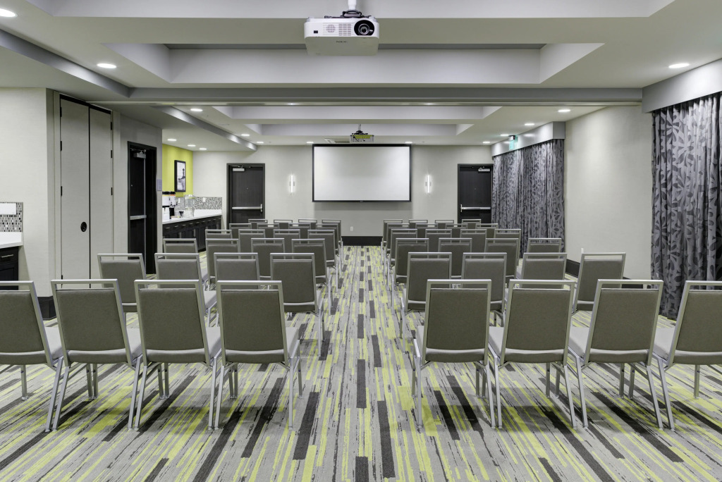 Hampton Inn & Suites Irvine/Orange County Airport