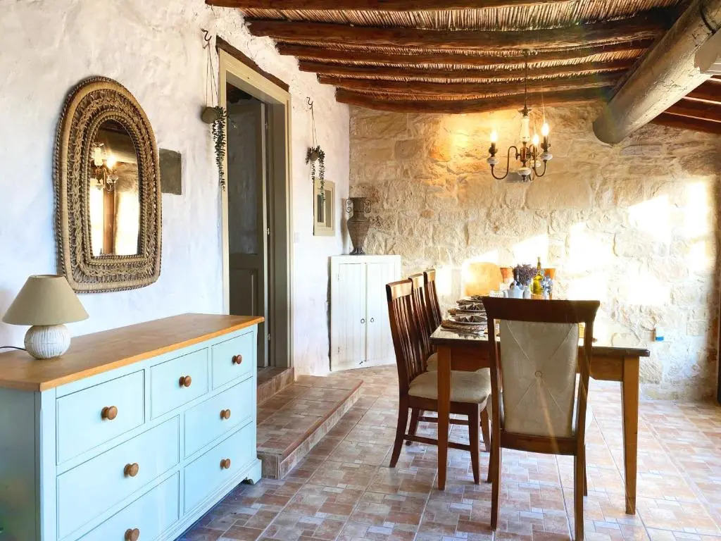 Boutique Traditional Spa Vila newly renovated 2023!
