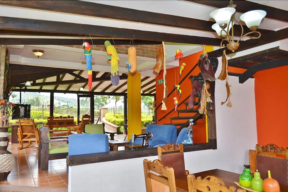 Mamatina Hotel