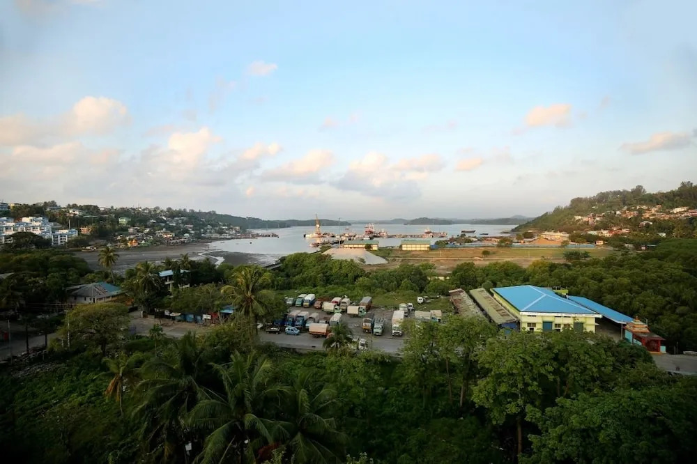 Hotel Marina Manor