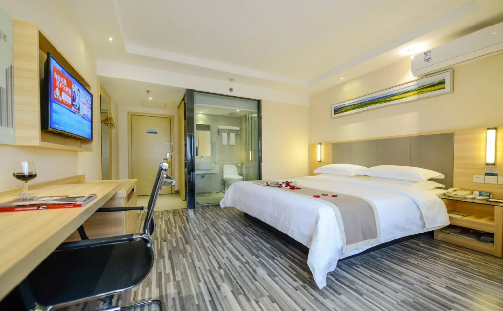 City Comfort Inn