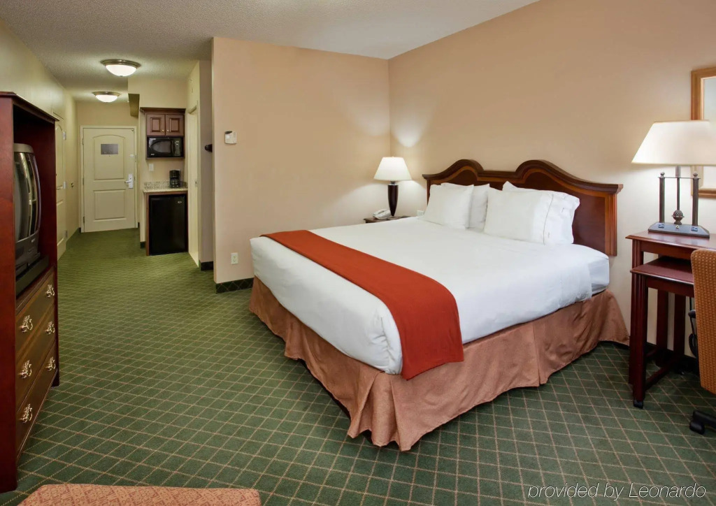 Holiday Inn Express Hotel & Suites Cape Girardeau I-55 by IHG