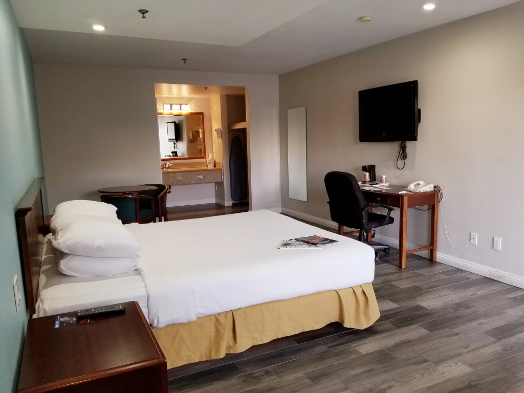 Wave Hotel Manhattan Beach