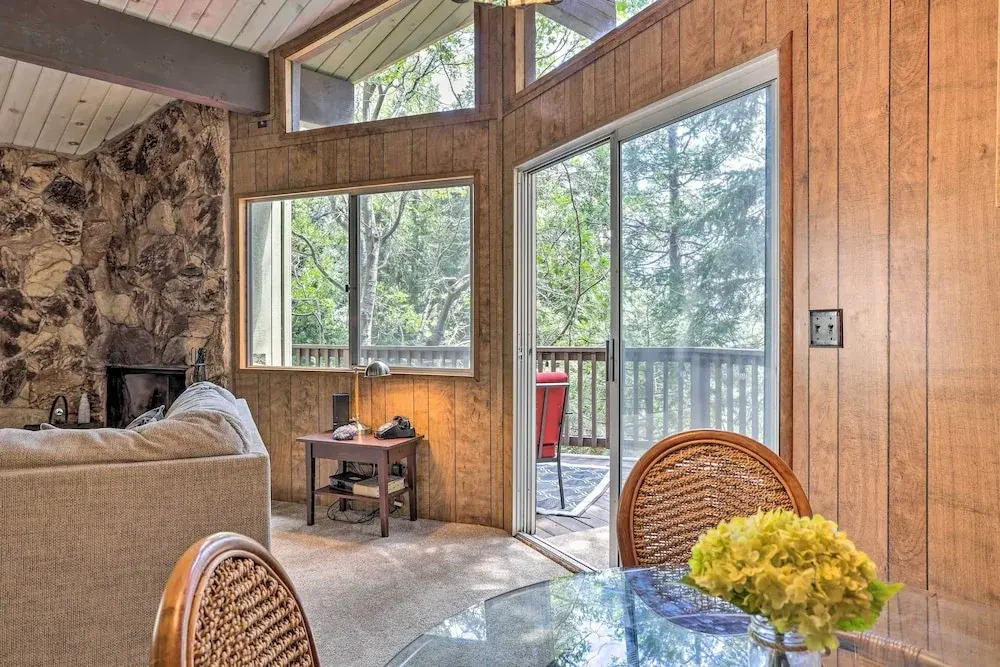 Lake Arrowhead Cabin w/ Mid-century Charm!