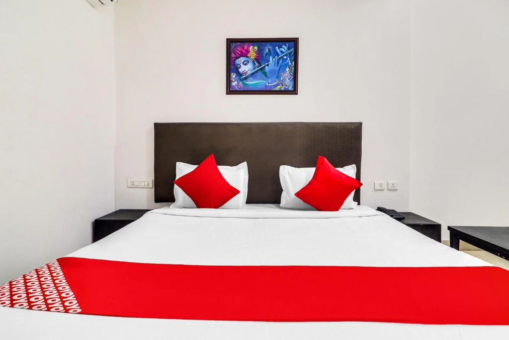 OYO Flagship 80523 Qualia Hotel Dilsukhnagar