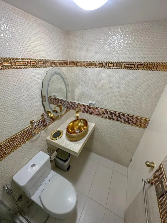 Ocean View Apartment with Pool (1206)