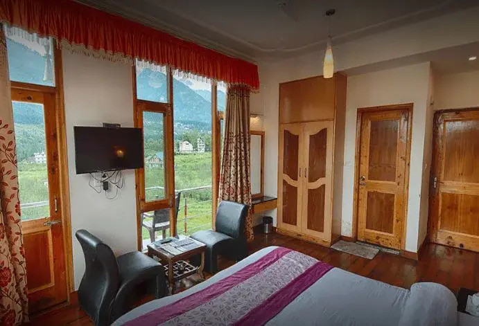 Hotel Aakash Regency