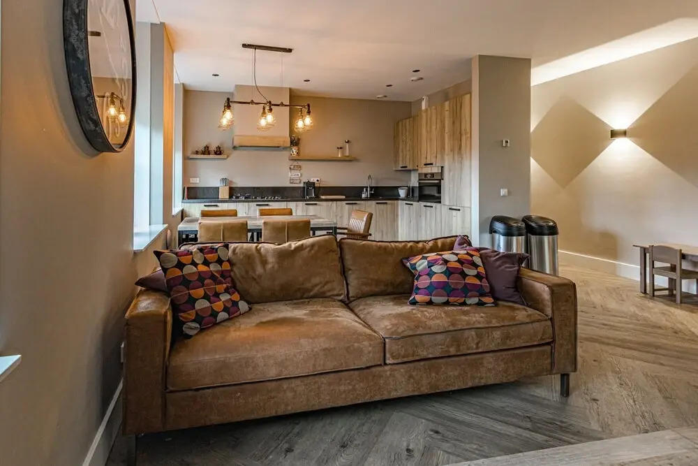 Charming Holiday Home in Nijverdal with Hot Tub