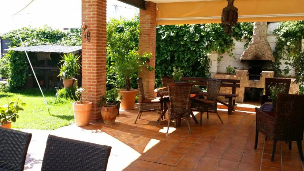Villa With 8 Bedrooms in Mirandilla, With Wonderful Mountain View, Pri