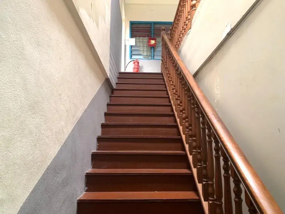 YB HOUSE