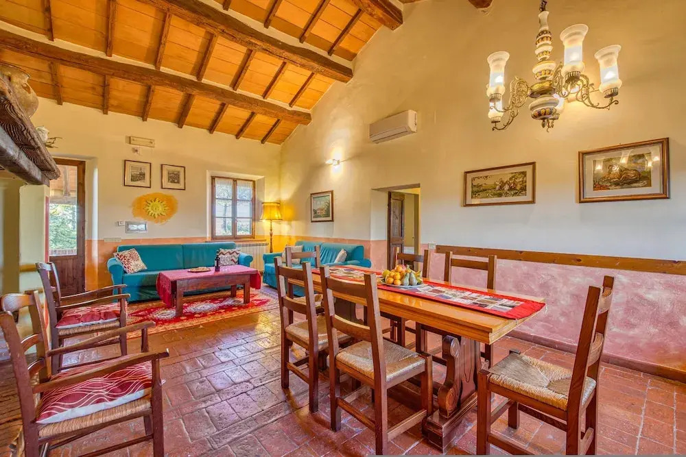Sunflower apt With Shared Pool Family fun