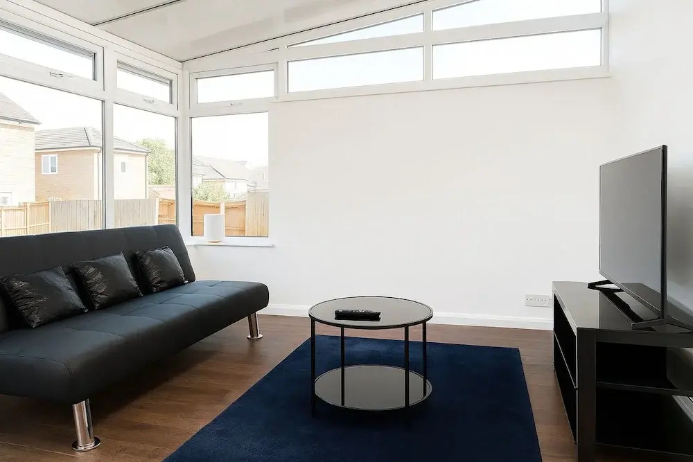 Prime 4BR Reading House & Free Parking