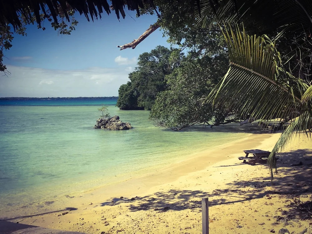 Lope Lope Beach Bungalows
