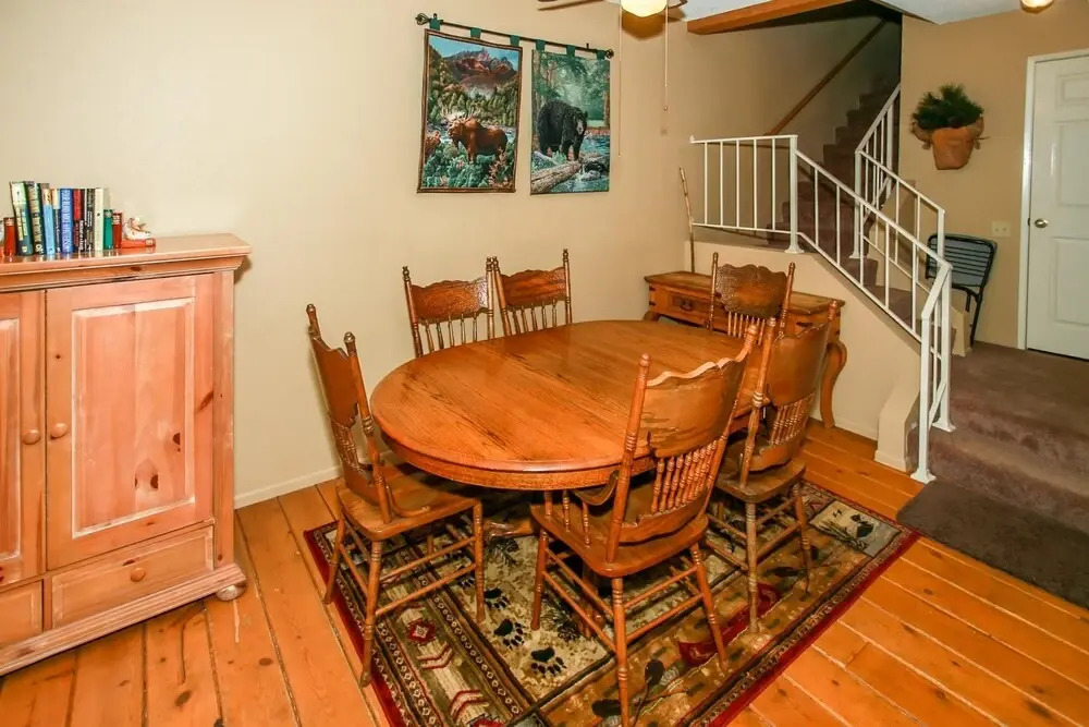 1766-gone Fish Inn 3 Bedroom Home by Redawning