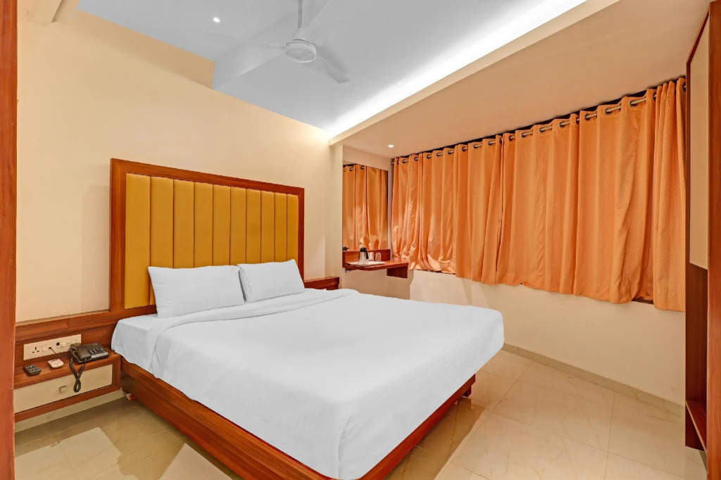 Capital O 84240 Hotel Galaxy