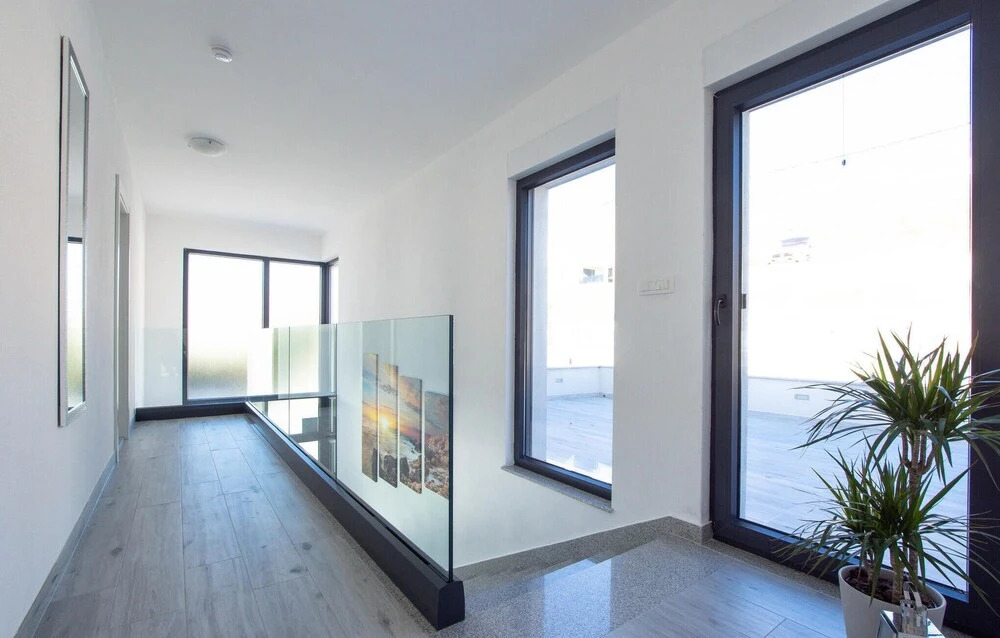 Nice Home in Kucine with WiFi, 4 Bedrooms & Hot Tub