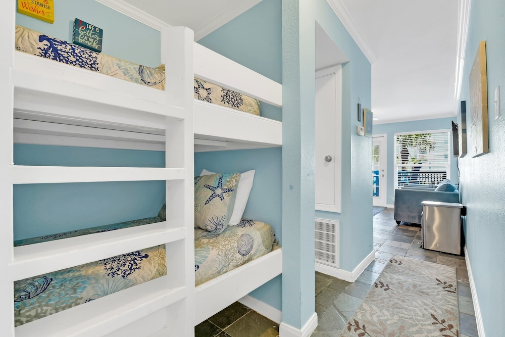 Seascape 1119 1 Bedroom Condo
