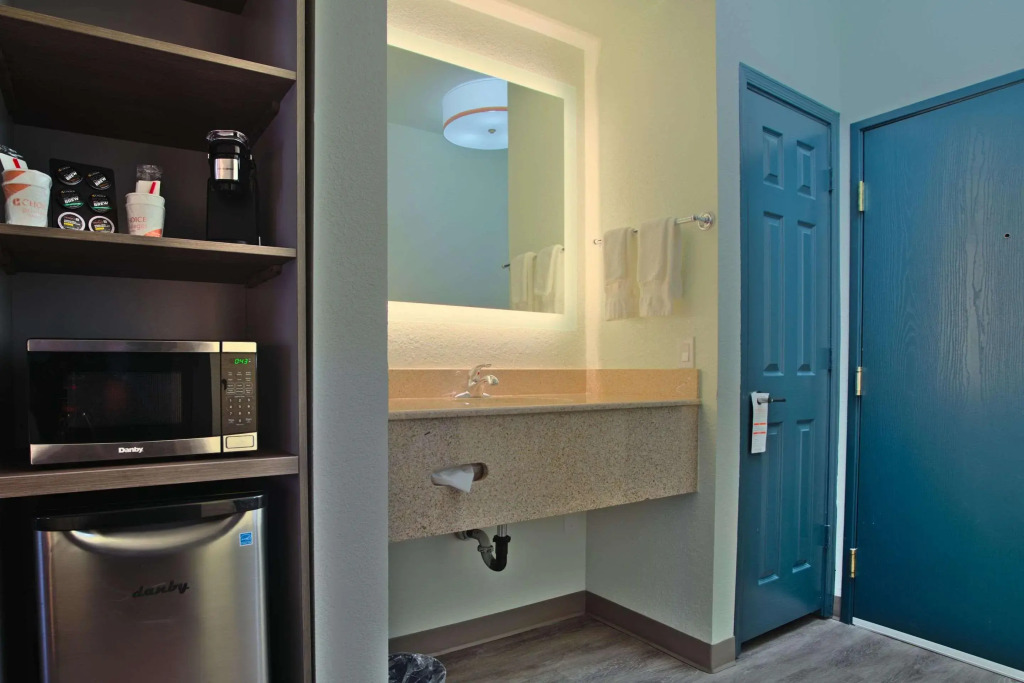 Comfort Inn & Suites Sierra Vista near Ft Huachuca