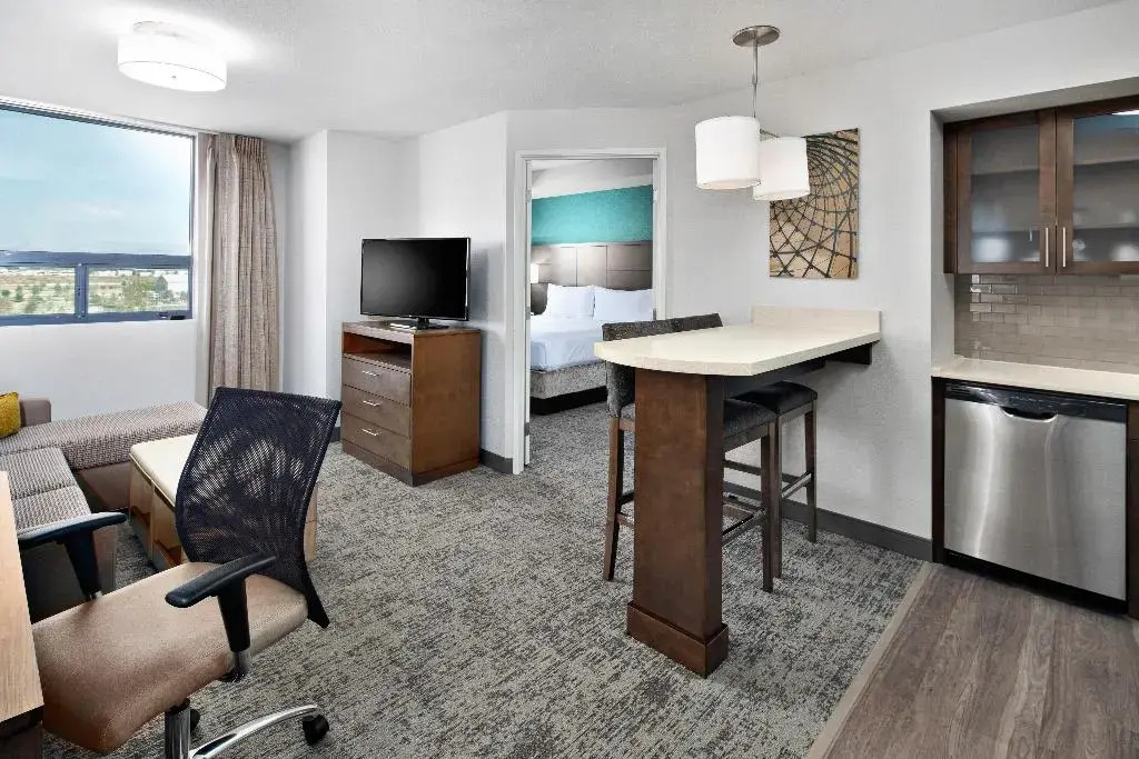Staybridge Suites Irvine - John Wayne Airport by IHG