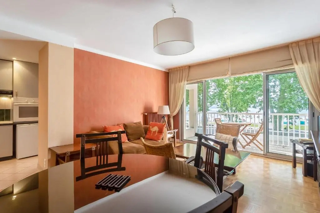 Le Panoramique - Apartment facing the lake