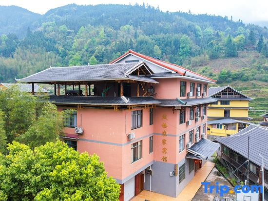 Rongshui Gulou Farm Hotel