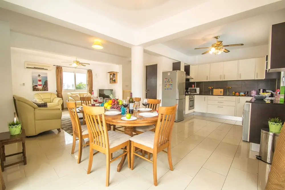 Pernera Sea Holiday Villa