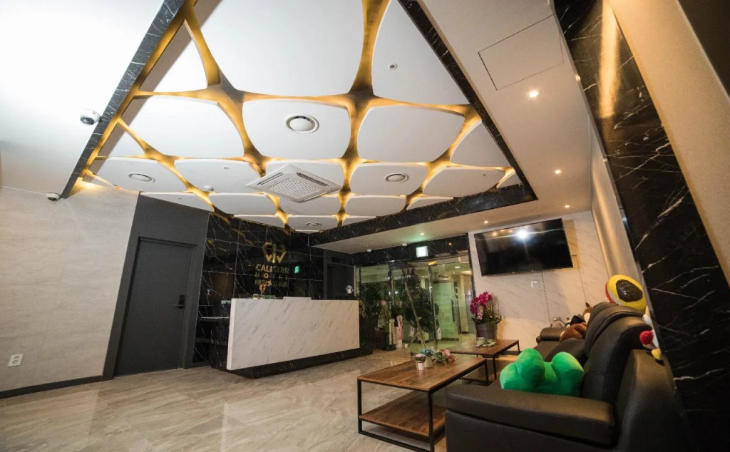 Calistar Hotel