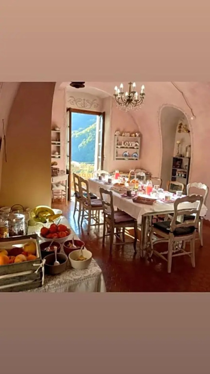 La Casa Rosa