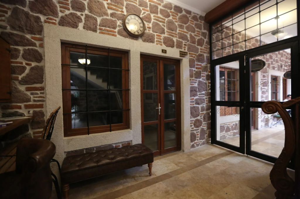 LAgora Old Town Hotel & Bazaar